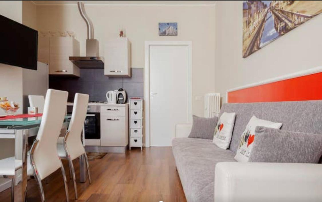 Rodica Comfort Home Milano Navigli ภายนอก รูปภาพ