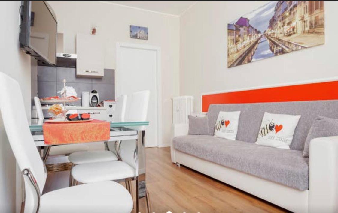 Rodica Comfort Home Milano Navigli ภายนอก รูปภาพ