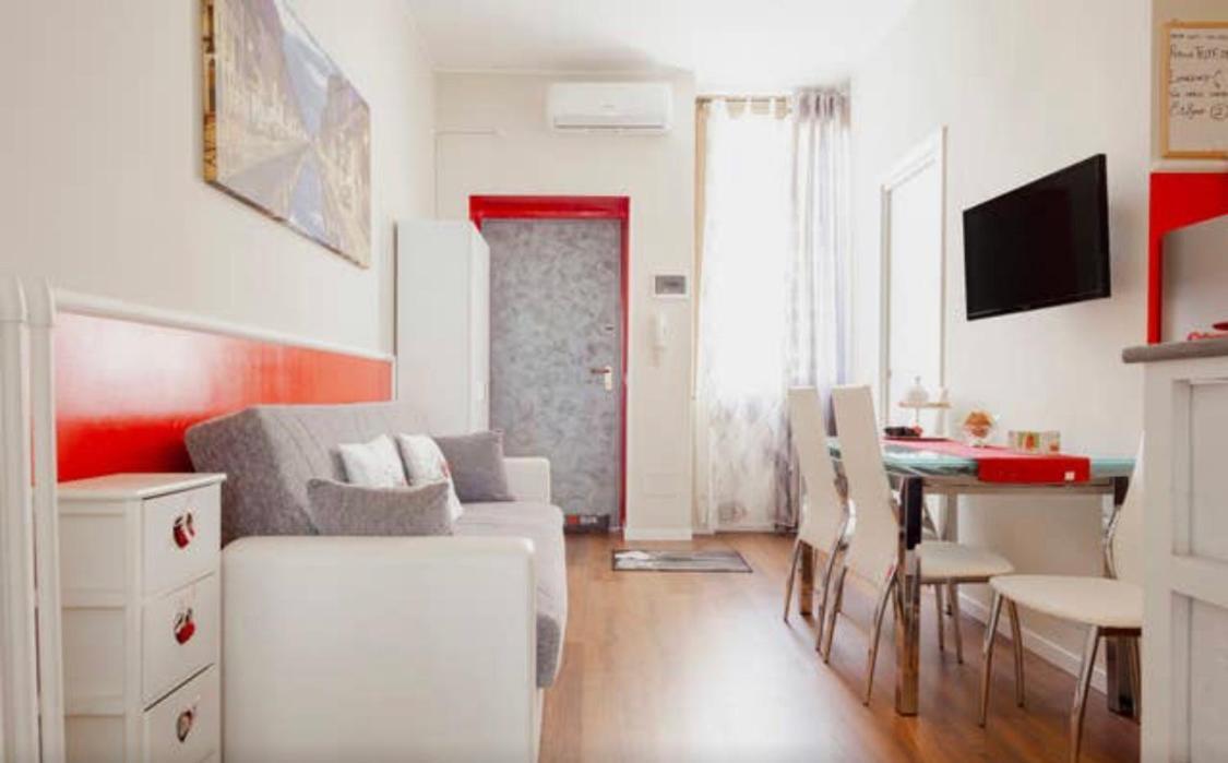 Rodica Comfort Home Milano Navigli ภายนอก รูปภาพ
